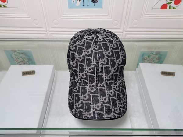 ブランド帽子着用イメージ